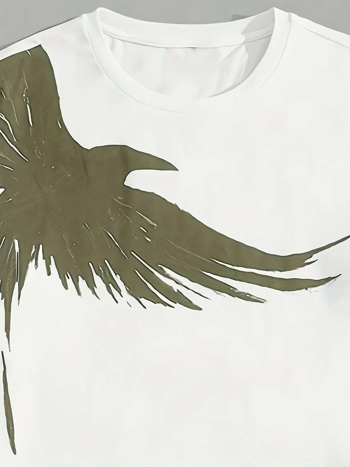 Простая повседневная мужская футболка - Фотография_5