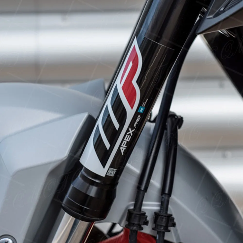 Светоотражающие аксессуары для мотоциклов - Фотография_3