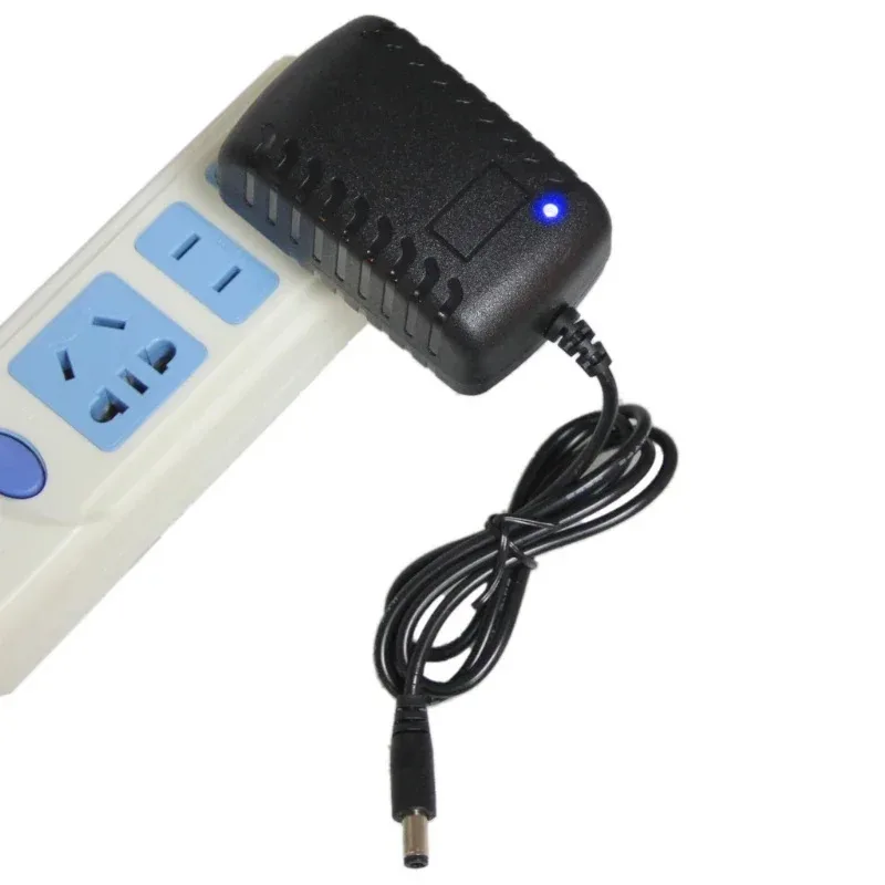 Квалифицированный адаптер питания - Фотография_3