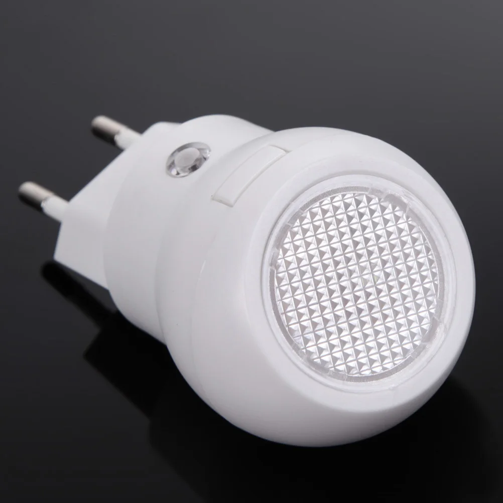 Вращающийся на 360 градусов европейский разъем - Фотография_3