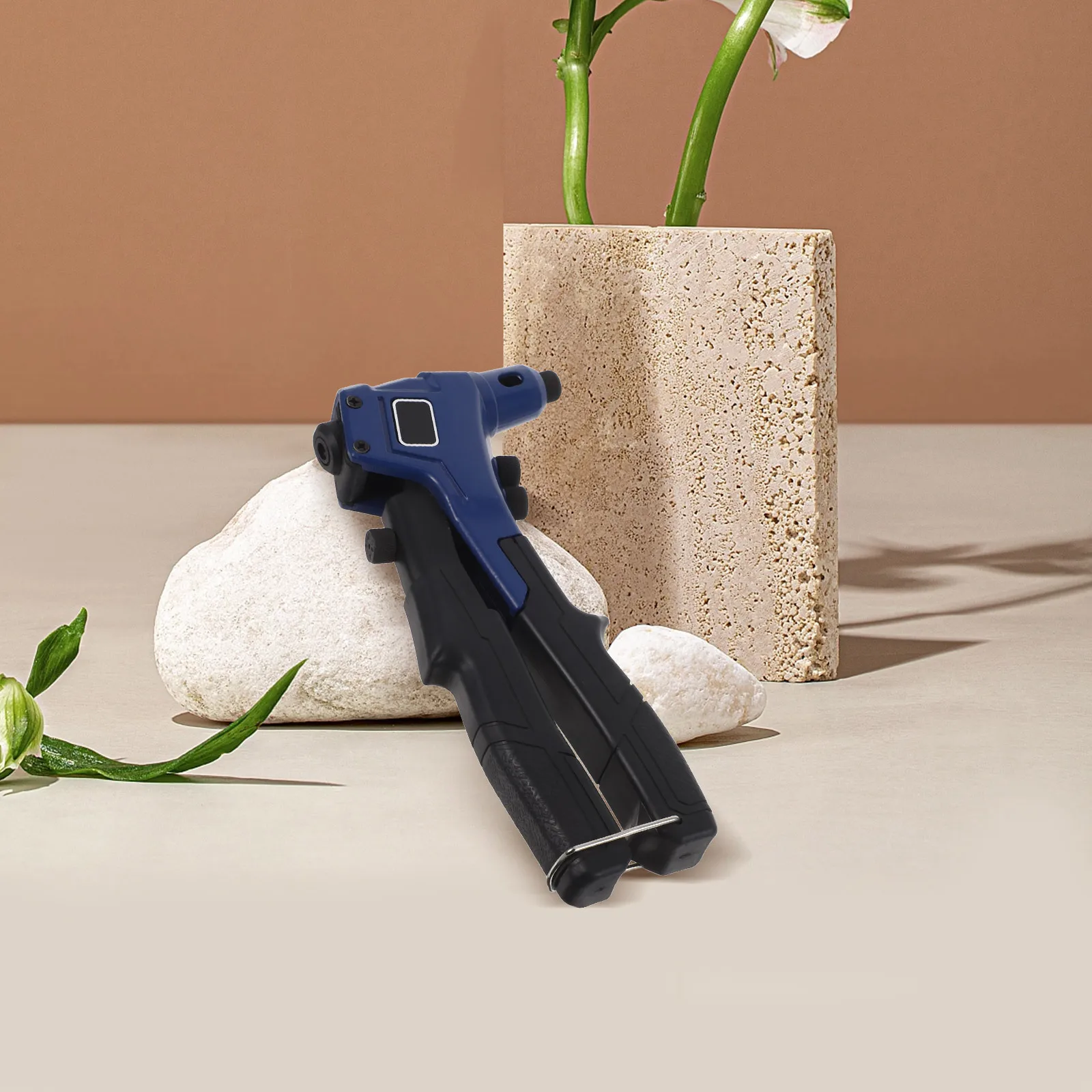 Пистолет для заклепок из алюминиевого сплава