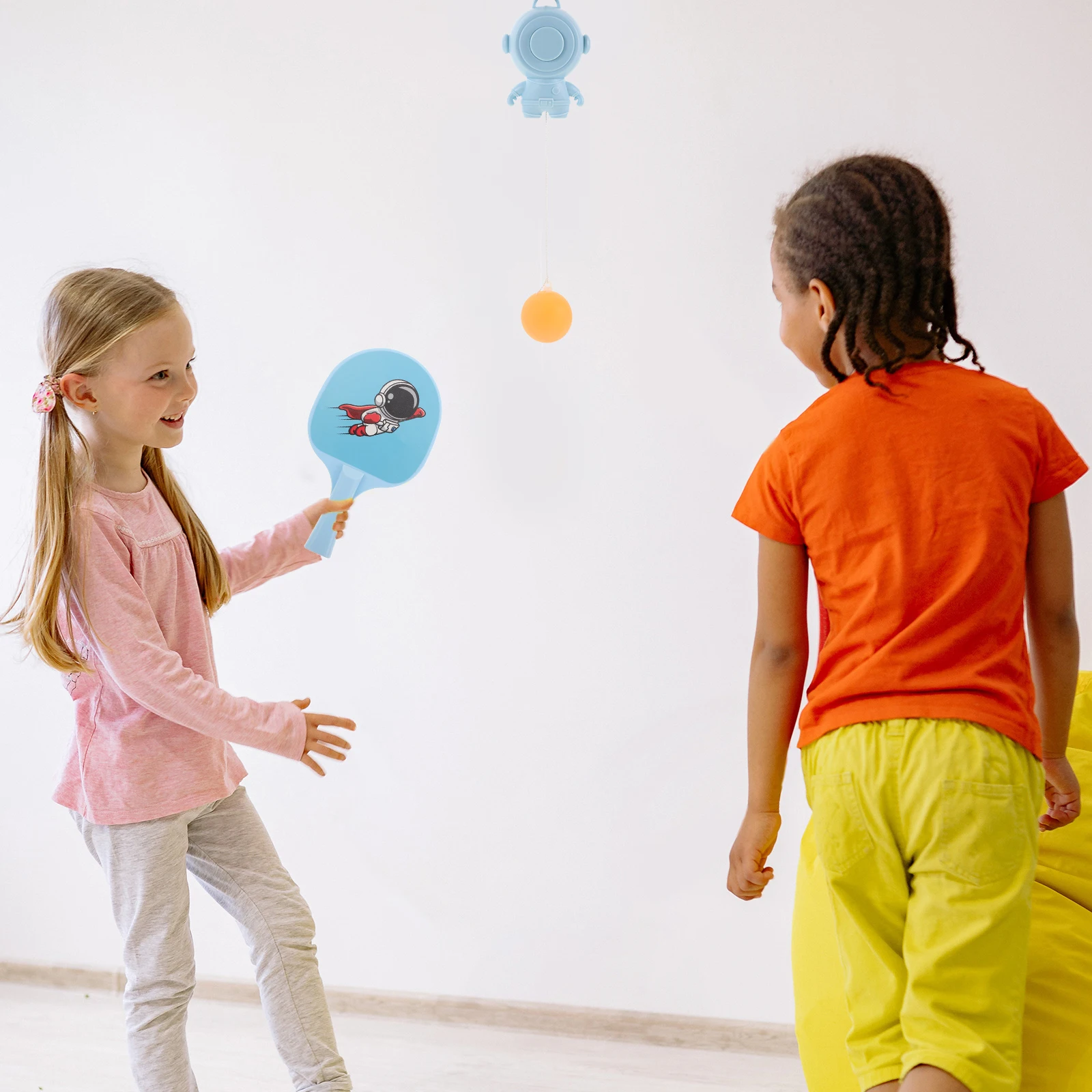 Подвесной тренажер для настольного тенниса