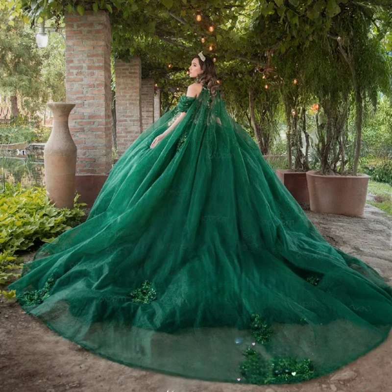 Блестящие черновато-зеленые платья - Фотография_5