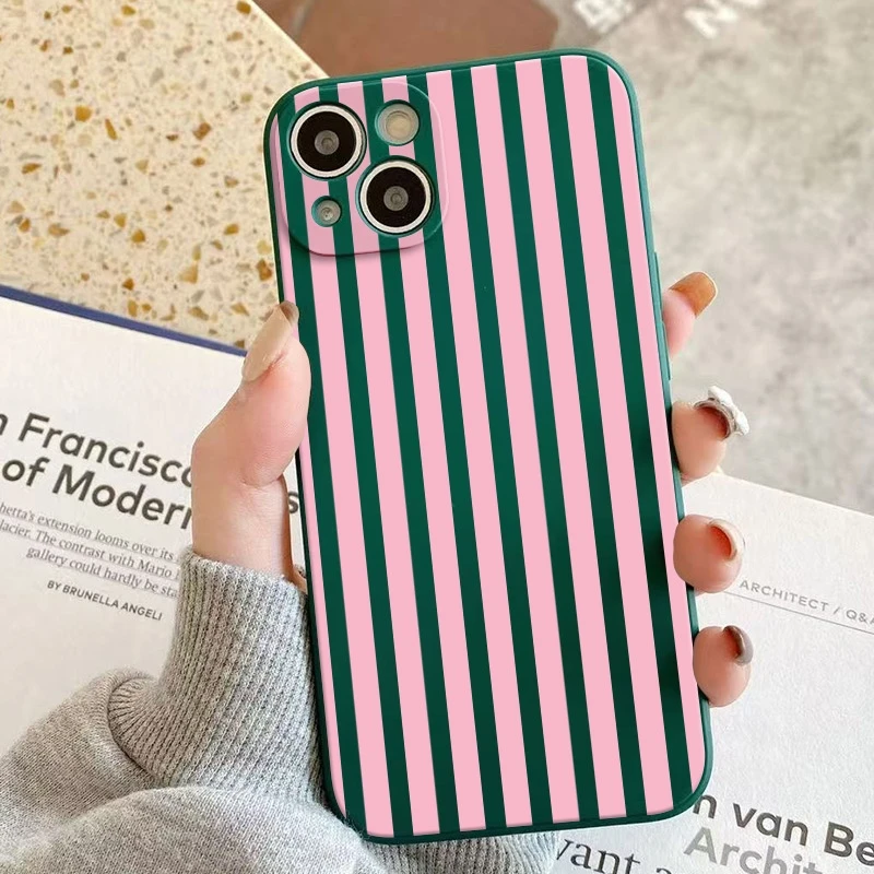 Minimalist pink stripe pattern