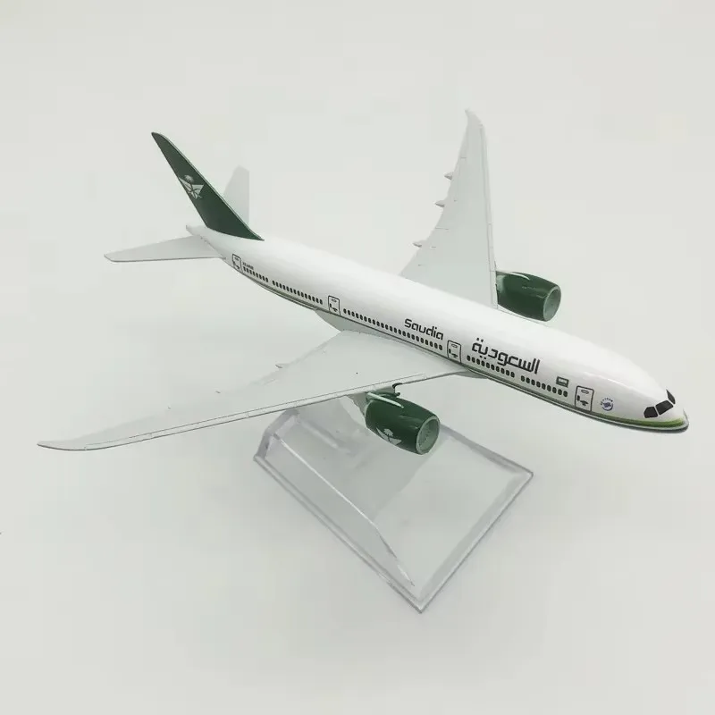 16 см saudi arabia airlines b787 airbus масштаб 1 - Фотография_3