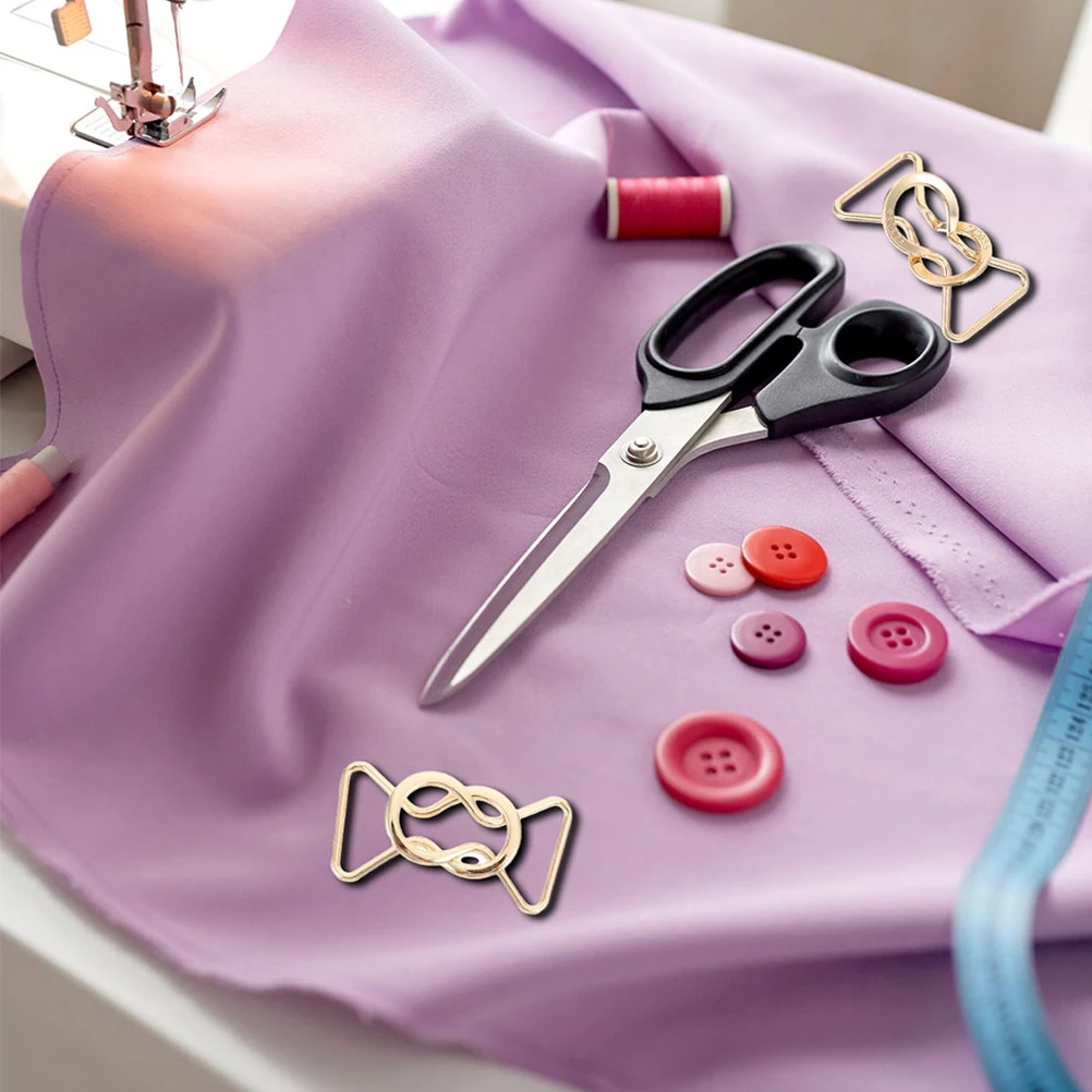 4 пары пряжек из металлического сплава на поясе - Фотография_5