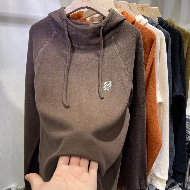 Стильные свитшоты с капюшоном и кулиской - Фотография_5