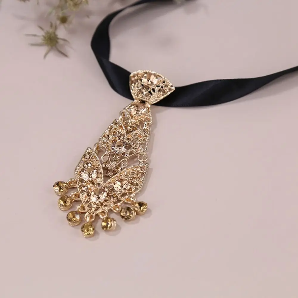 Аксессуары для костюмов