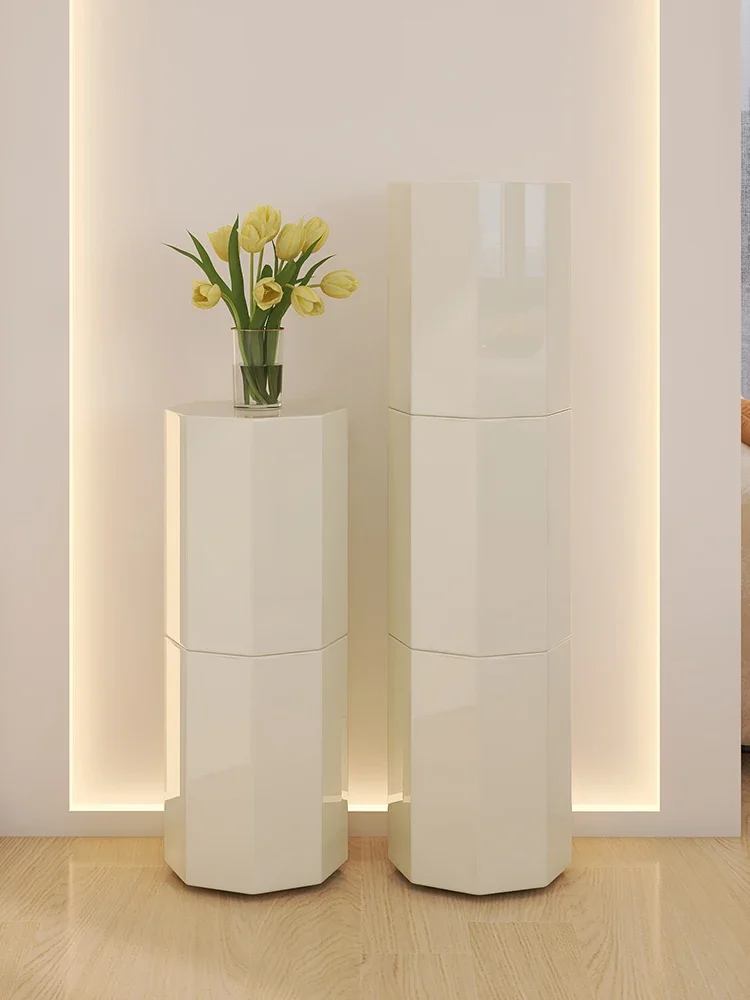 Вращающийся шкаф для обуви с кремовым ветром - Фотография_3