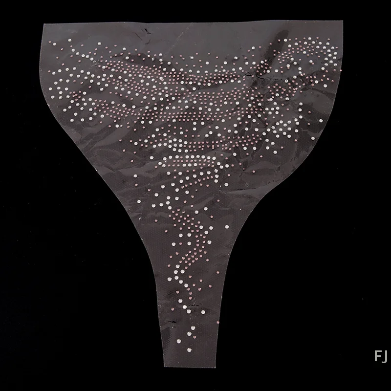 Ожерелье из блестящего камня 2025 года - Фотография_2