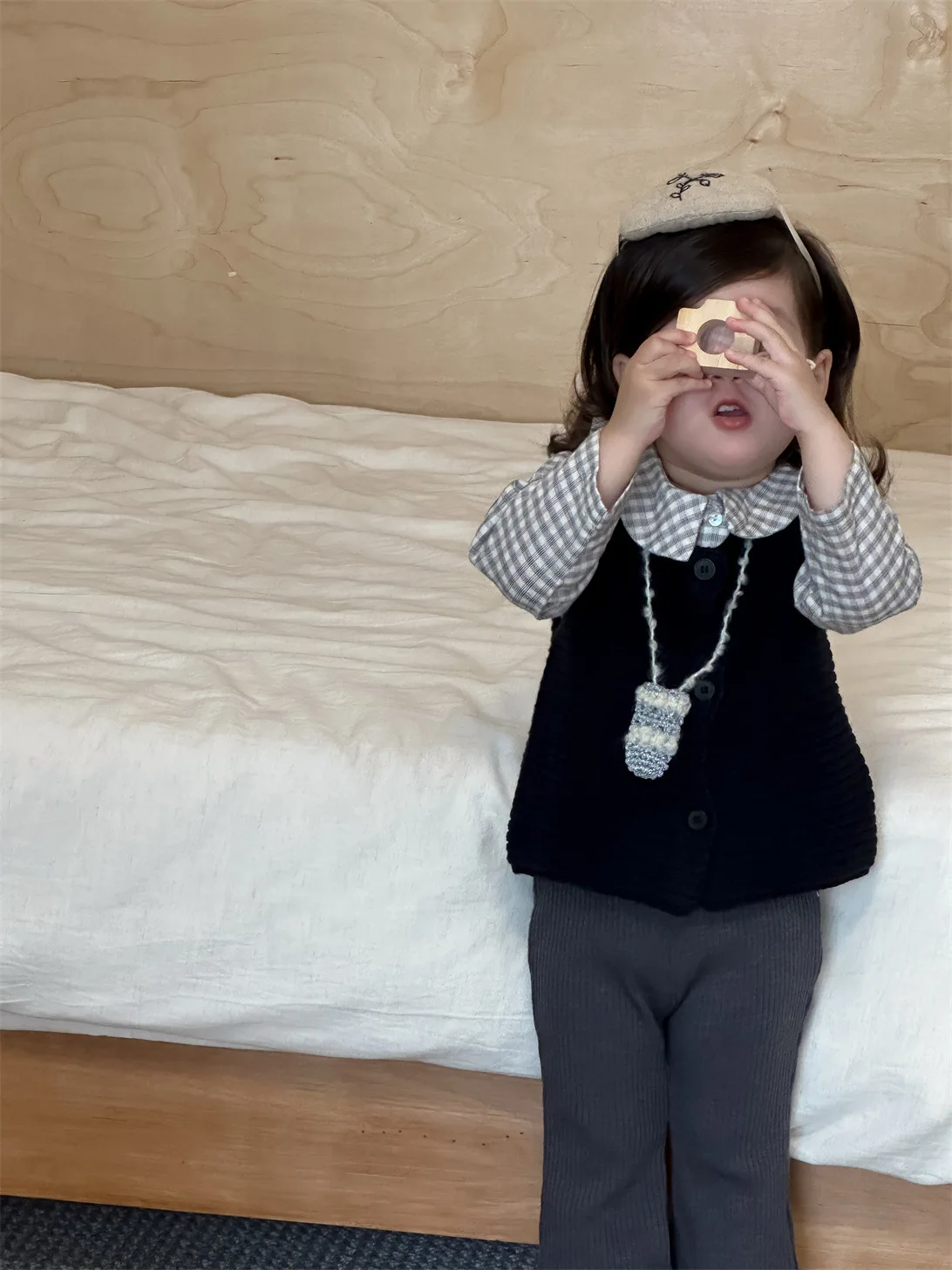 Новый детский вязаный жилет без рукавов - Фотография_6