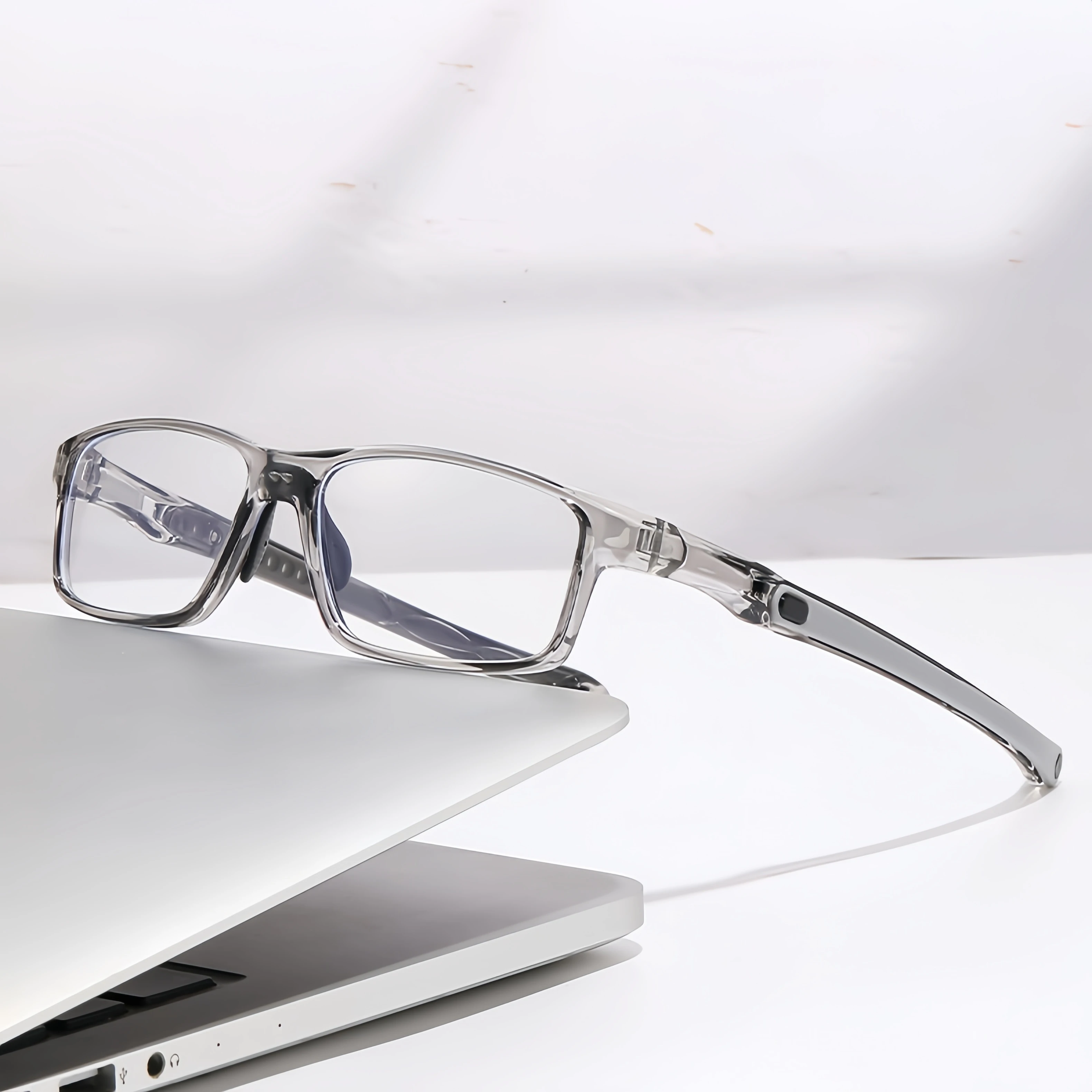 Tr90 модные уличные нескользящие спортивные очки в квадратной оправе - Фотография_3