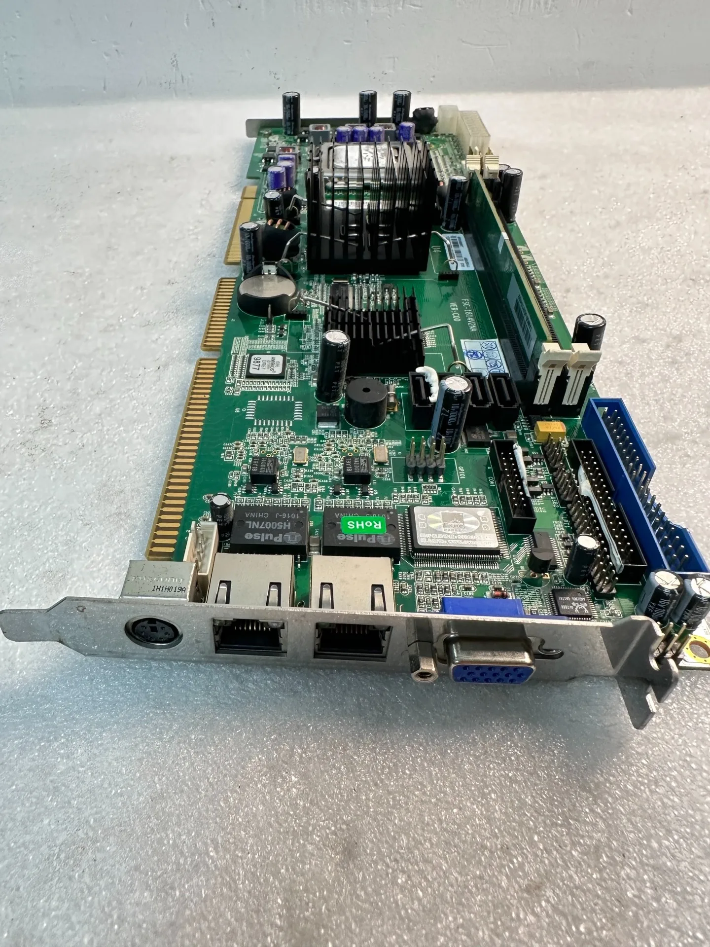 Материнская плата известного бренда - Фотография_3