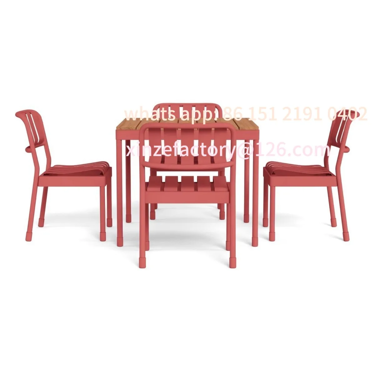 Настраиваемые металлические столы и стулья во дворе - Фотография_2