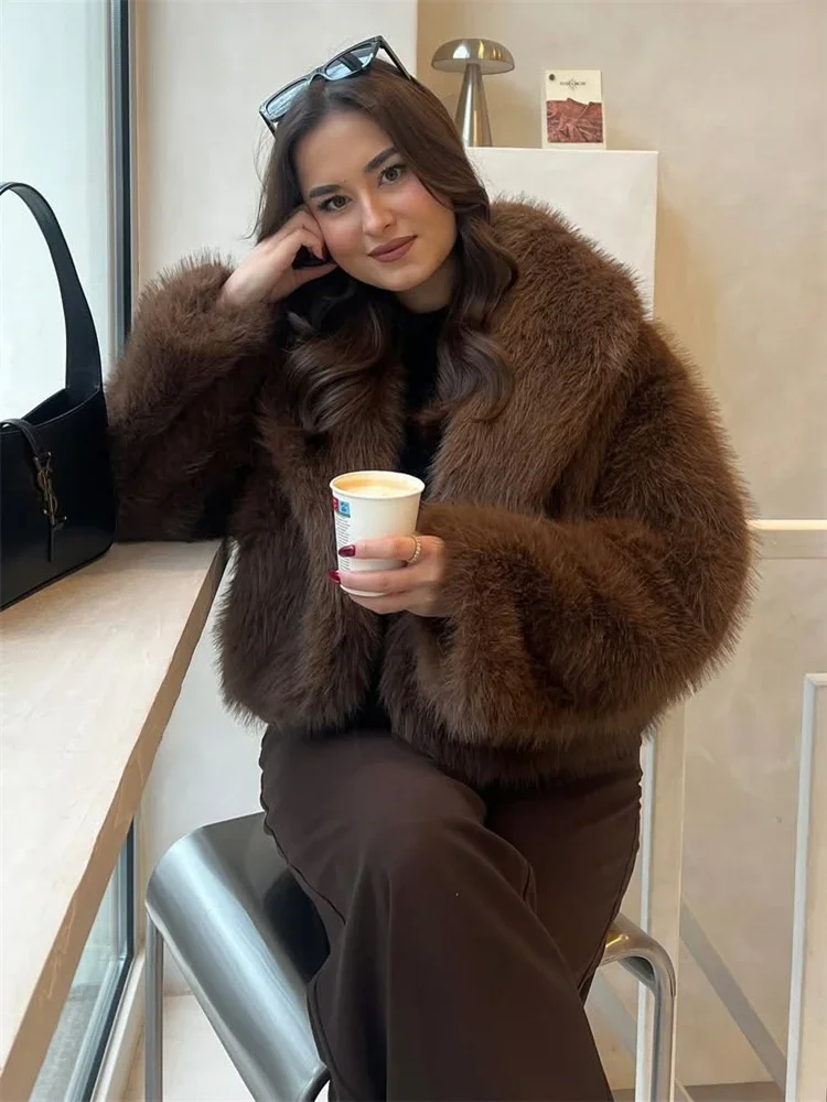 Зимнее свободное пальто с меховыми перьями для женщин - Фотография_3