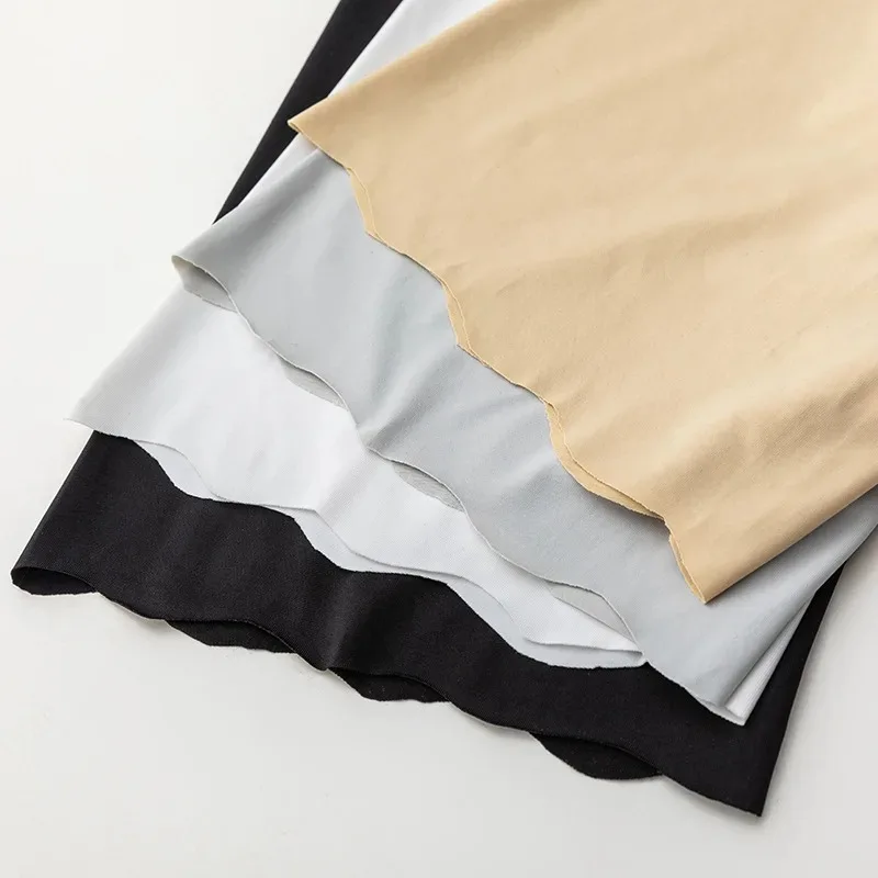 Бесшовные защитные шорты из ледяного шелка - Фотография_4