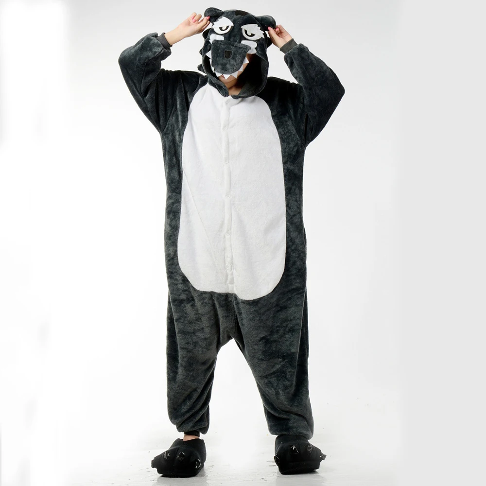 Пижамы-комбинезоны с серыми вовками