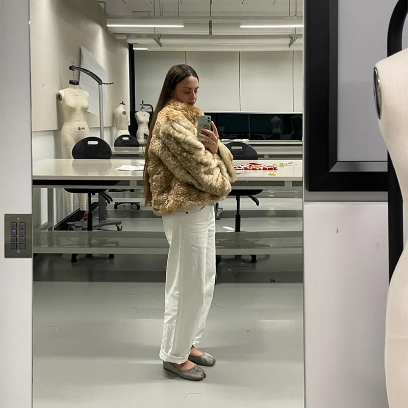 Утепленная куртка из искусственного меха с пятном оленя - Фотография_2