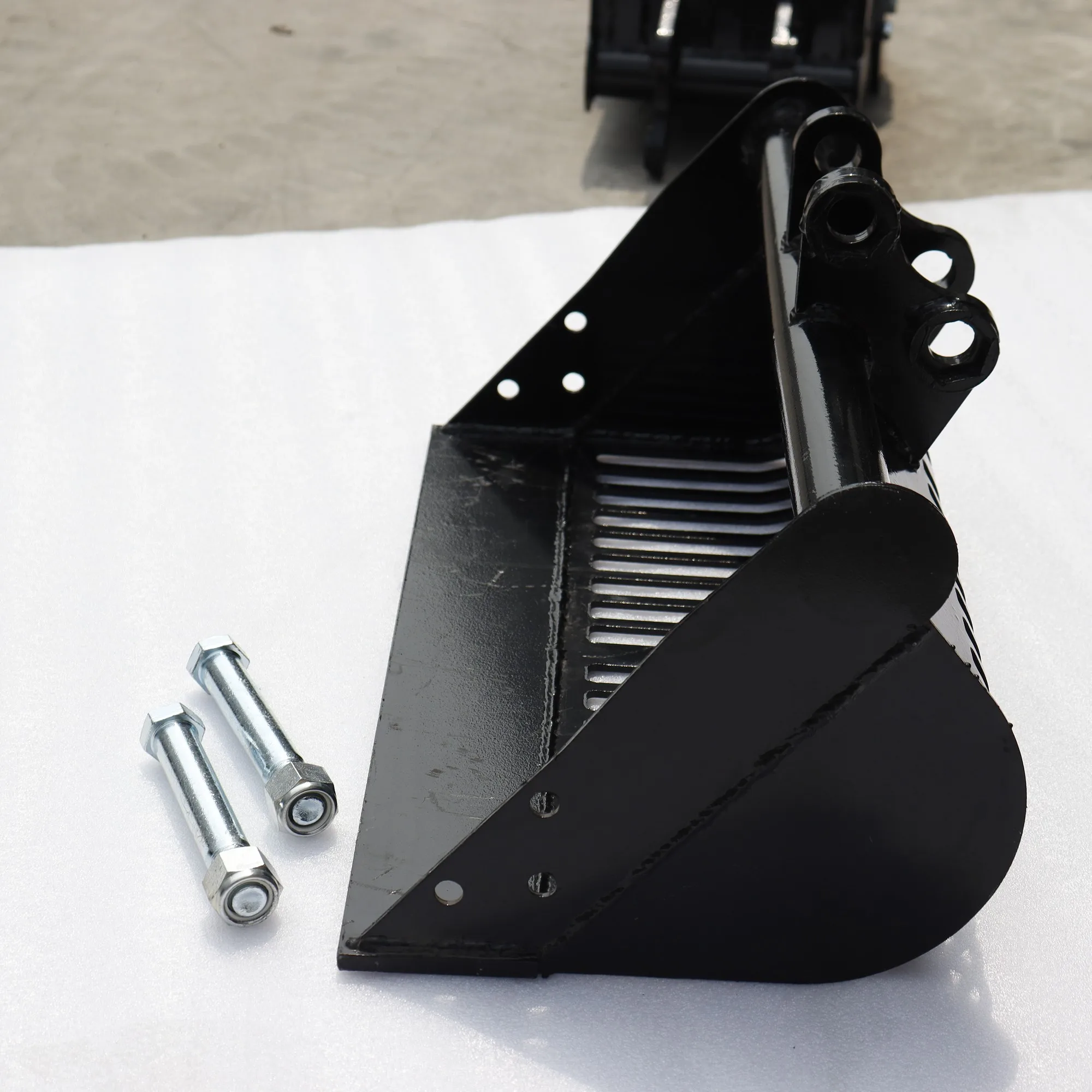 Индивидуальное 1-тонное ковш экскаватора по индивидуальному заказу - Фотография_4