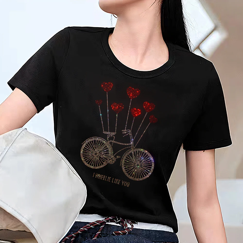 Женские блестящие футболки больших размеров