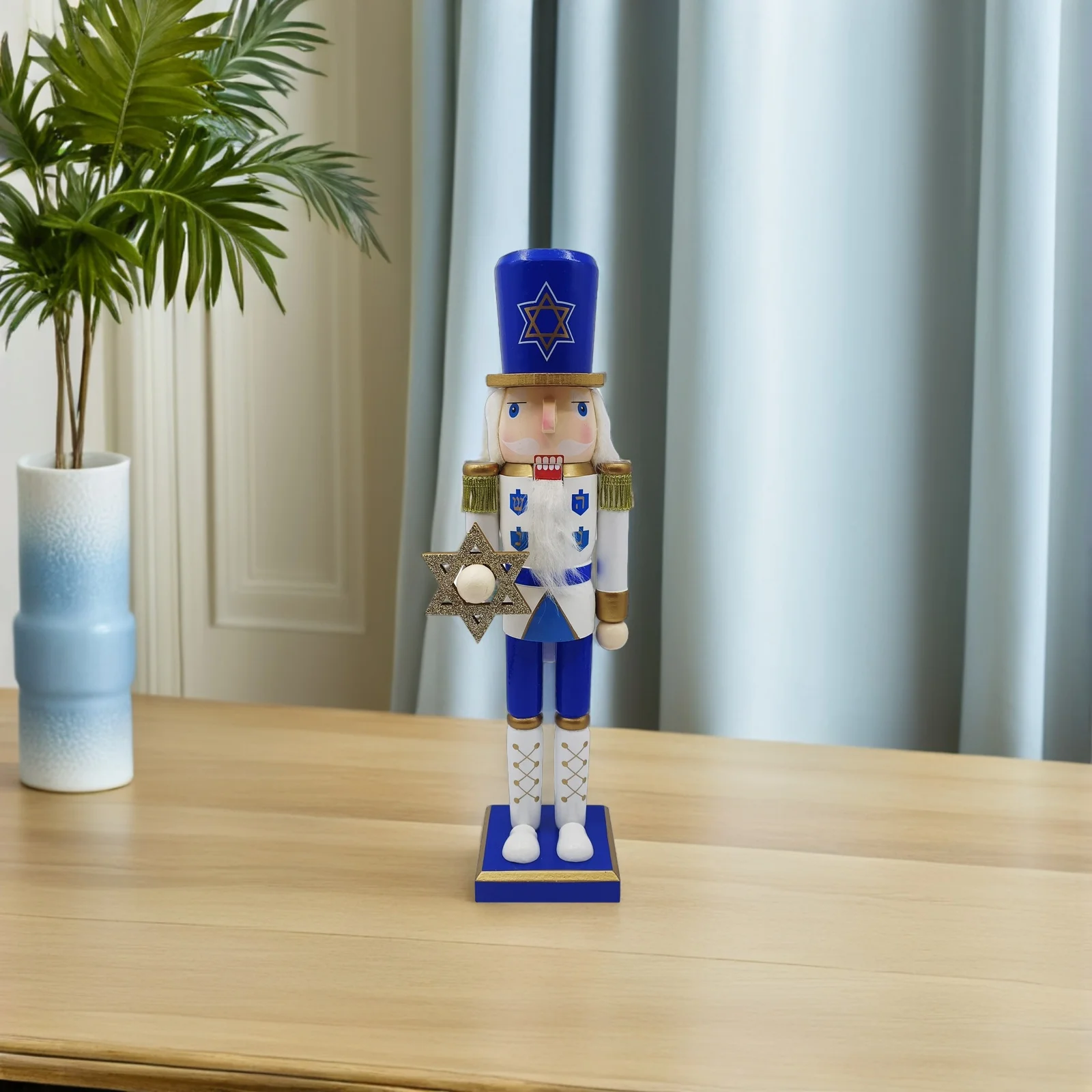 Традиционная фигурка щелкунчика ханука - Фотография_2