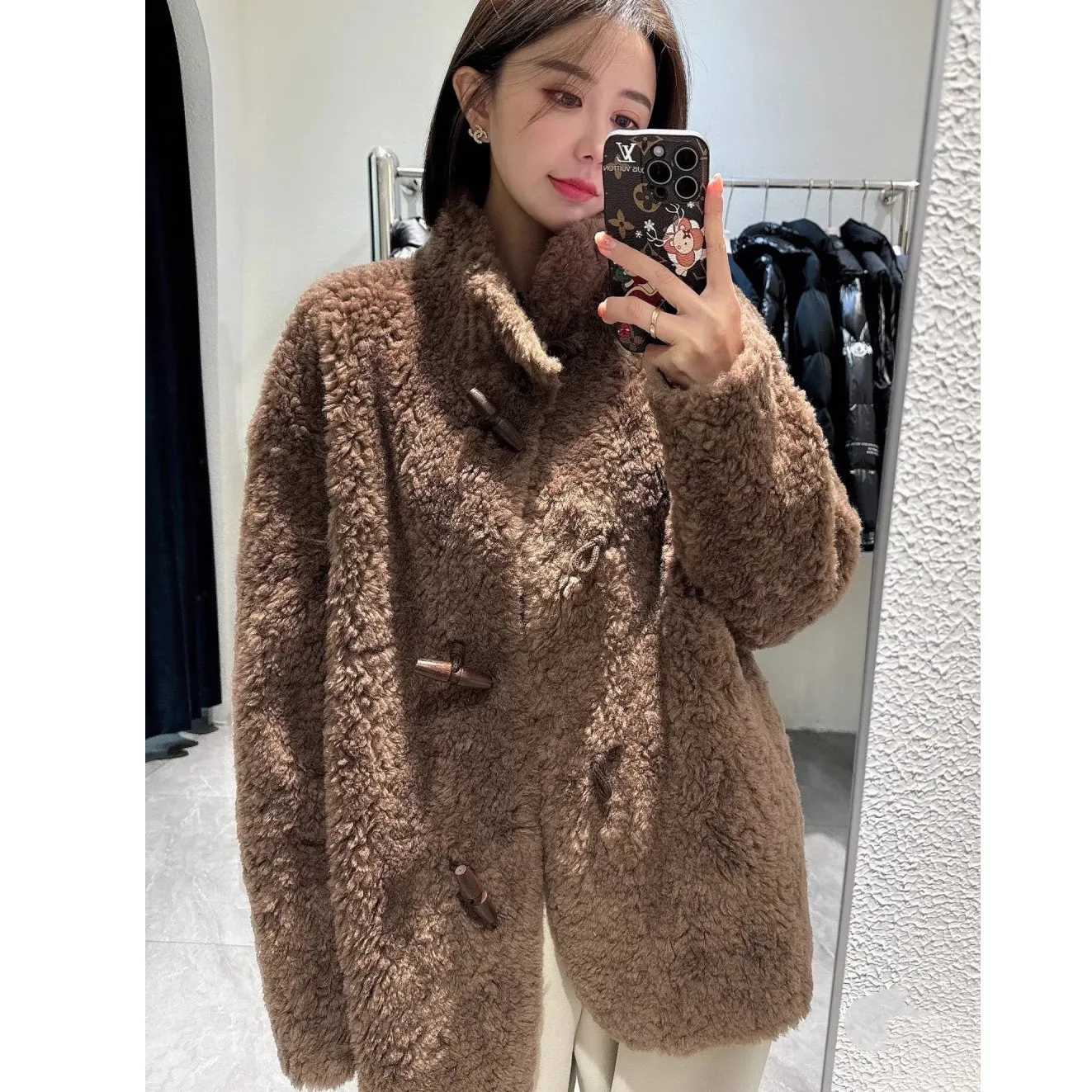 Umi mao дубленка женская с роговыми - Фотография_2