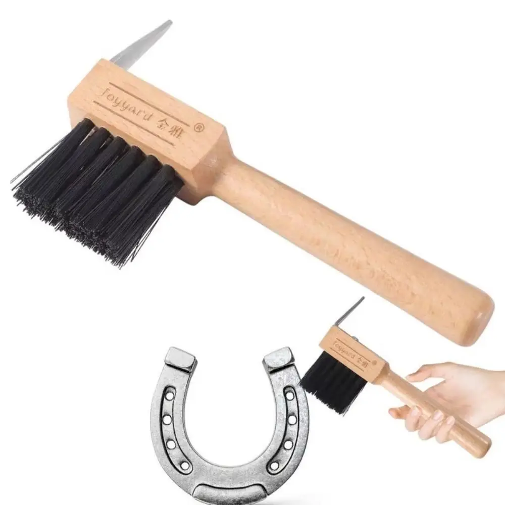 Щетка для ухода за копытами с деревянной ручкой