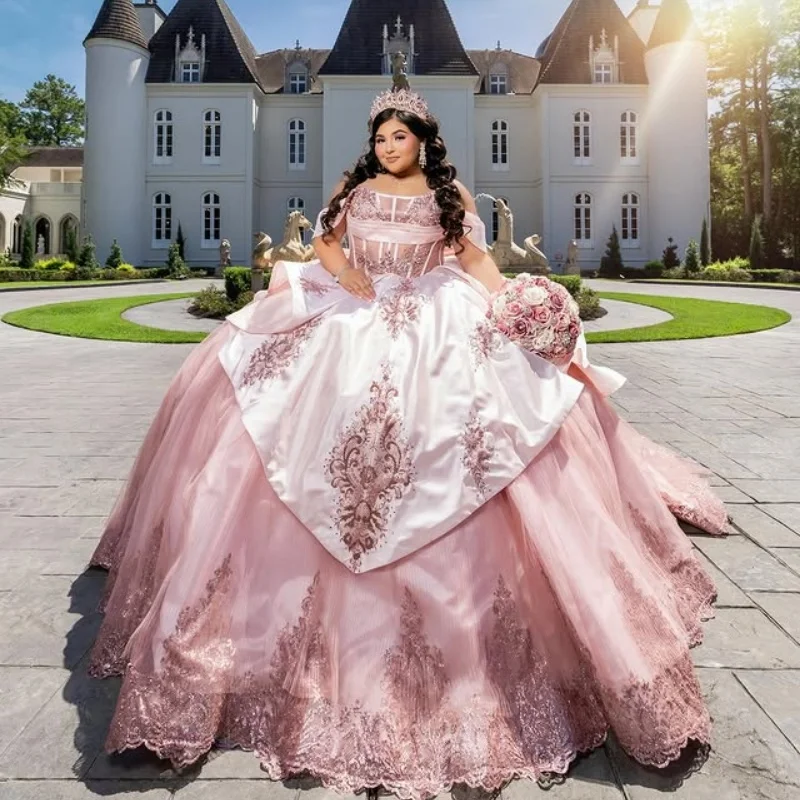 Розовое платье quinceanera с открытыми плечами