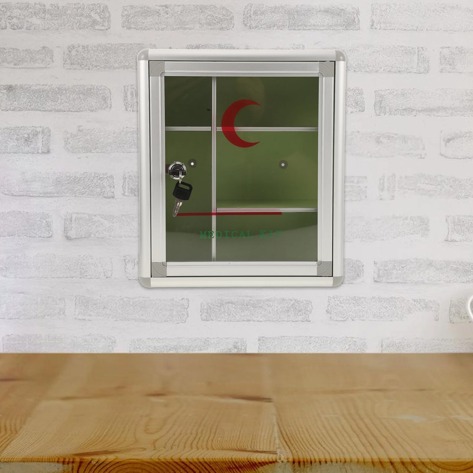 1 комплект аптечки