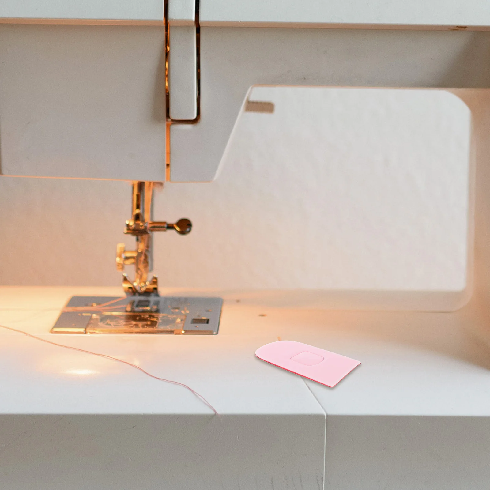 Прижимная лапка для машины оверлока - Фотография_3