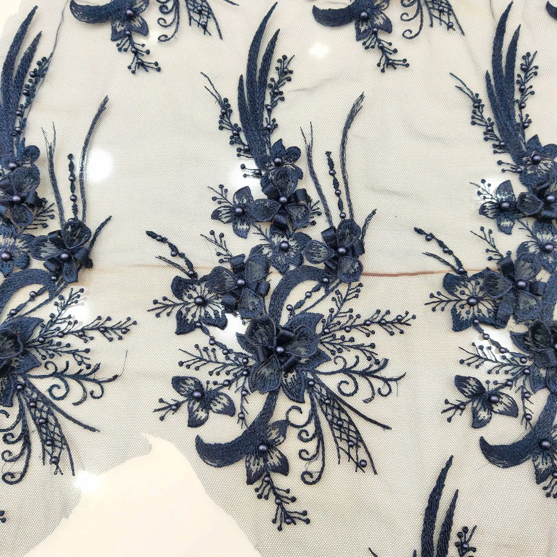 Сетчатая трехмерная вышивка из - Фотография_3