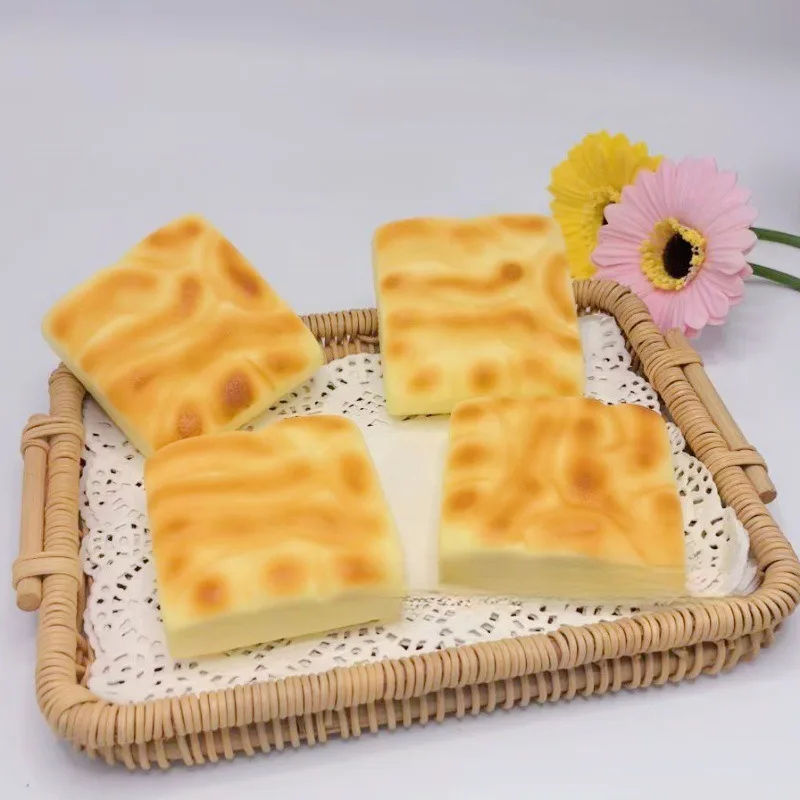 Мягкая двухслойная игрушка-чизкейк - Фотография_4