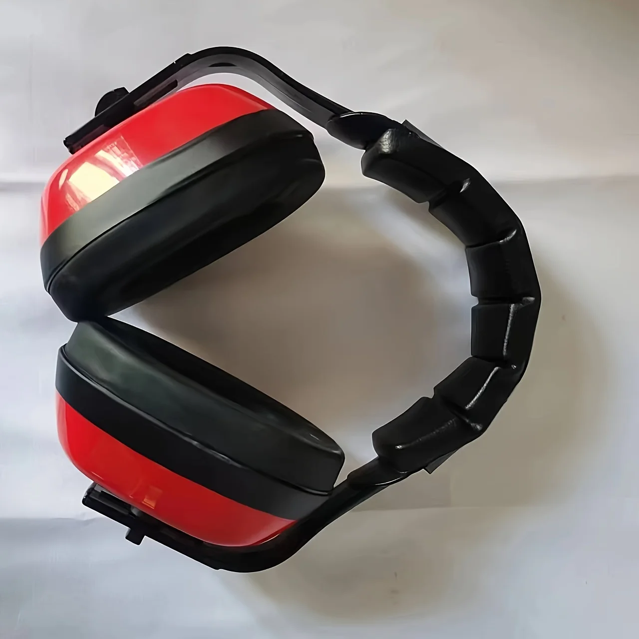 Пластиковые звукоизоляционные наушники с шумоподавлением - Фотография_2