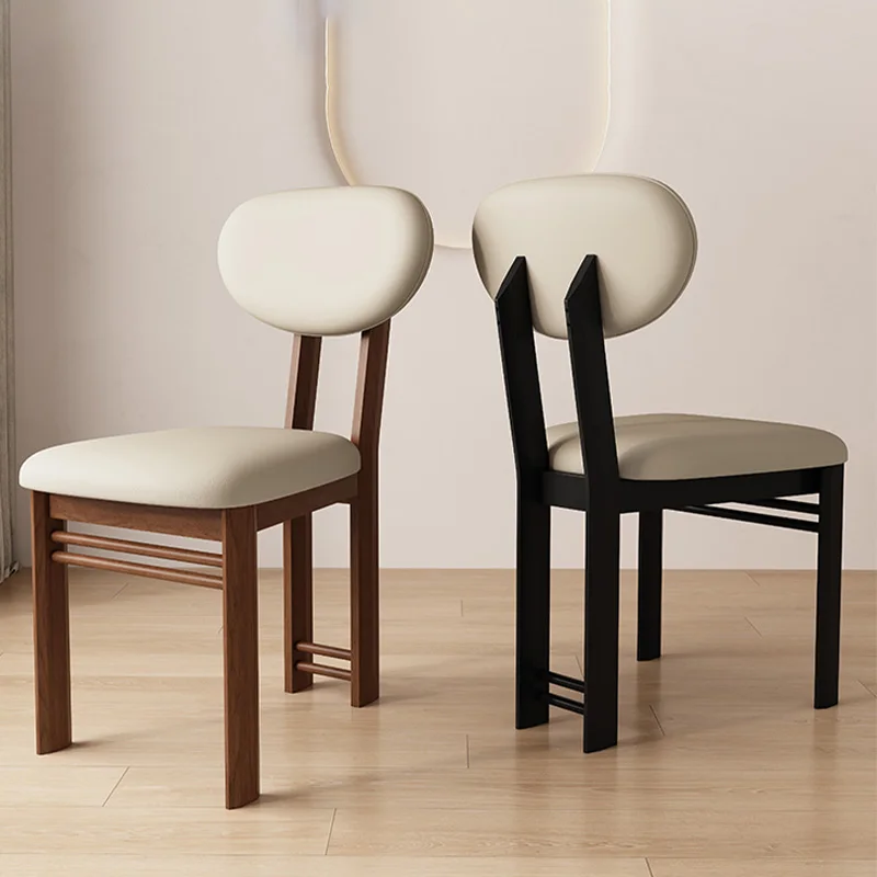 Элегантные деревянные обеденные стулья с эргономичной мягкой спинкой