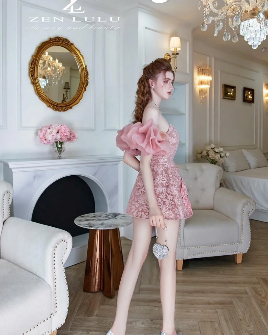 Элегантное розовое кружевное платье - Фотография_3