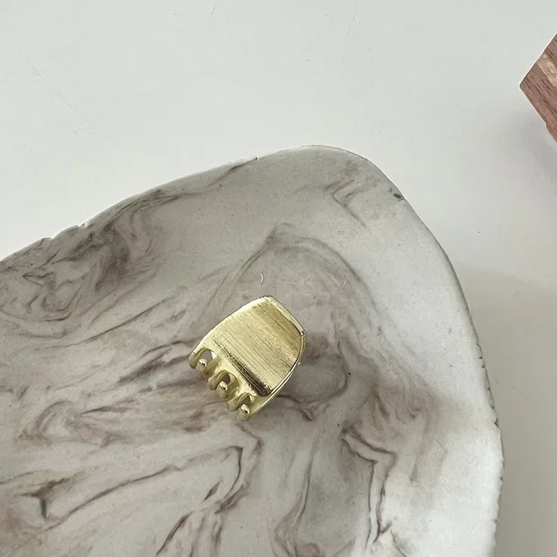 Металлические мини-заколки для волос с улыбкой на лице - Фотография_4