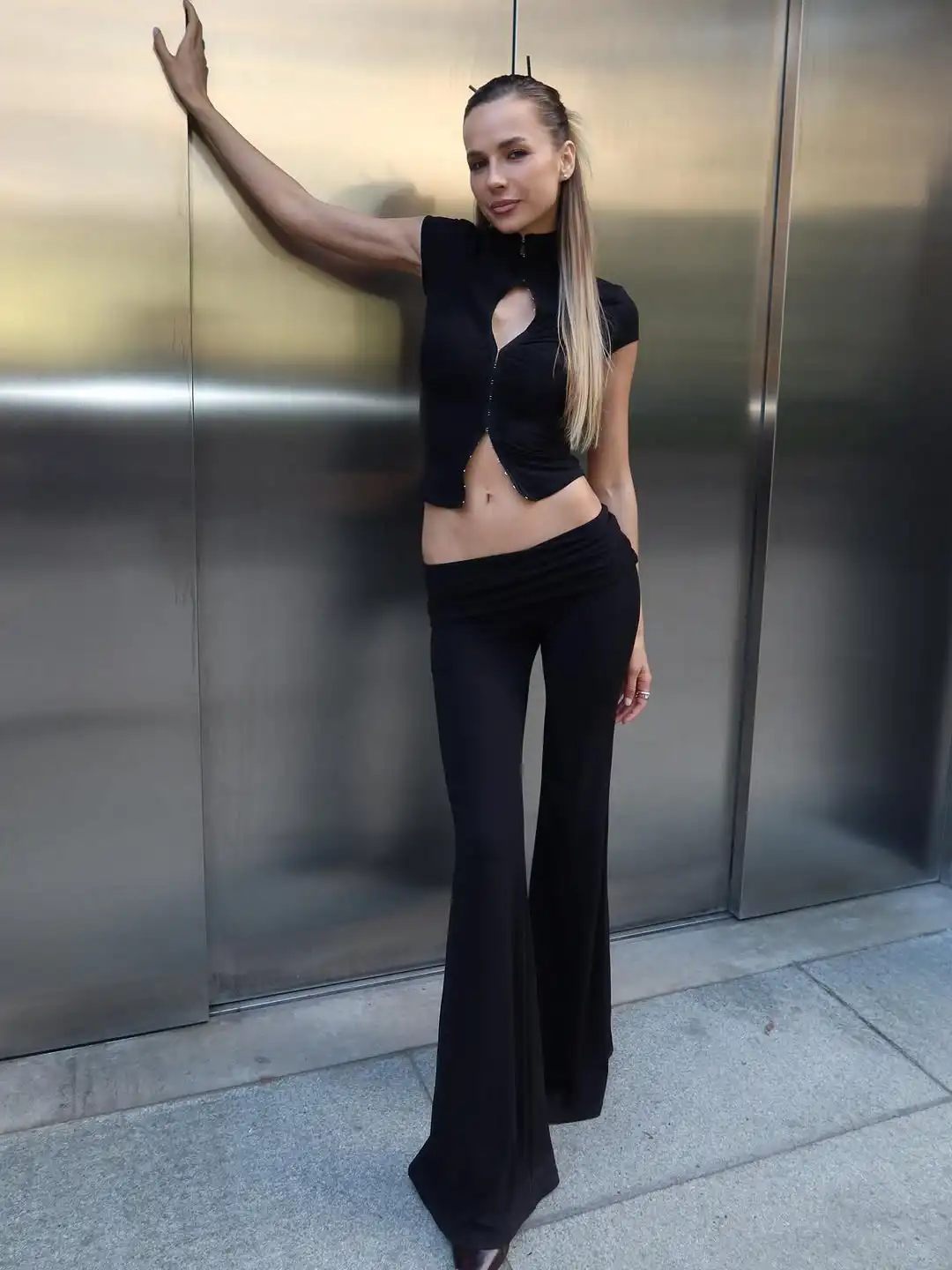 Модный комплект брюк с короткими рукавами - Фотография_6