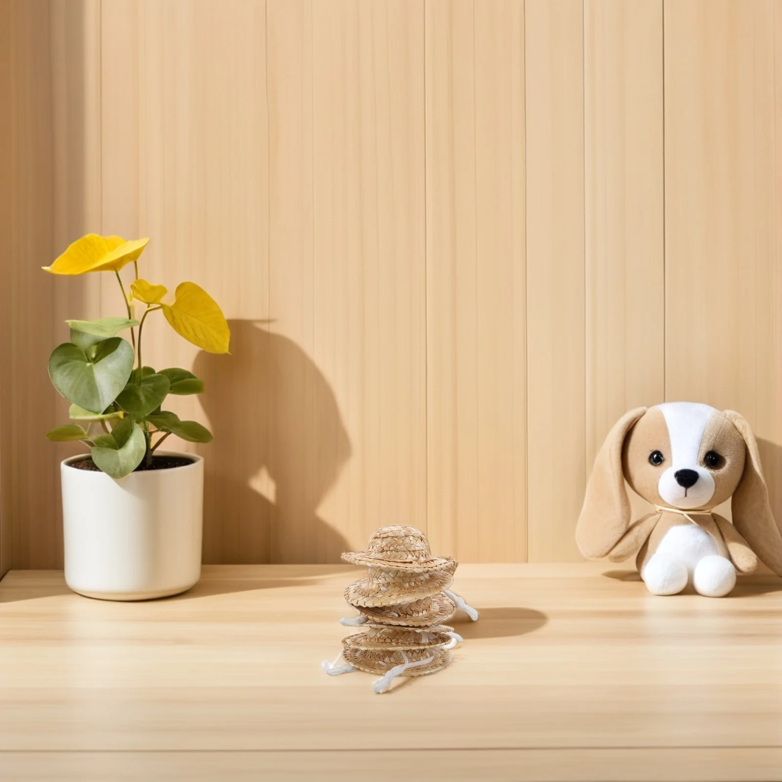 Мини-соломенные шляпы