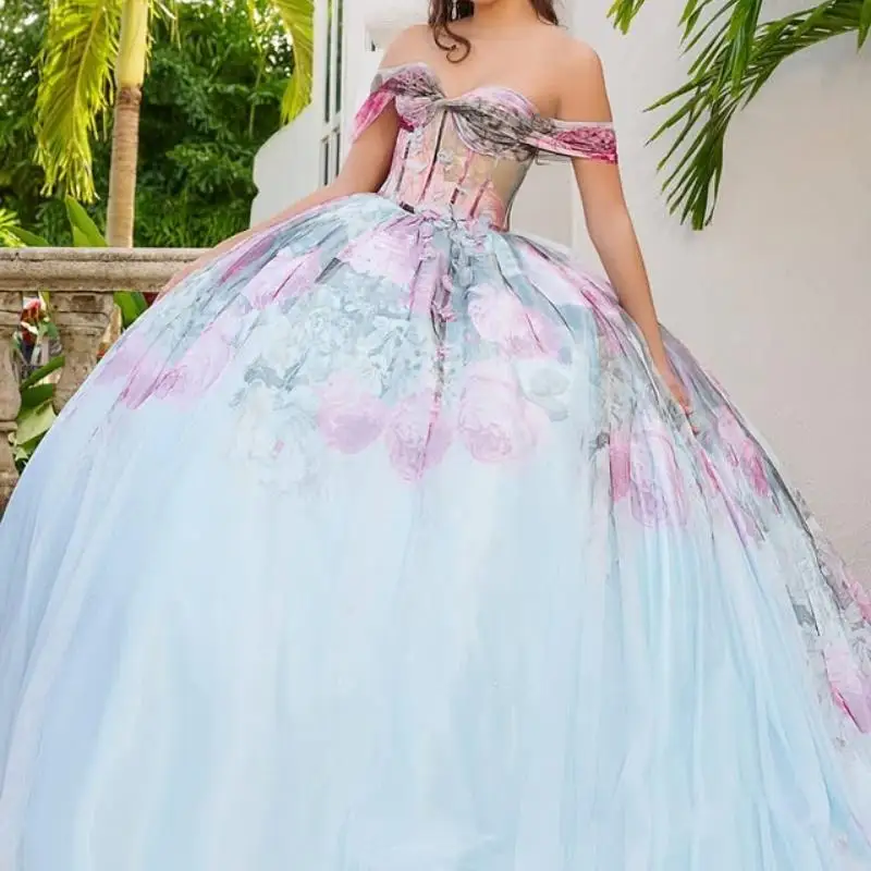 Блестящее синее платье quinceanera