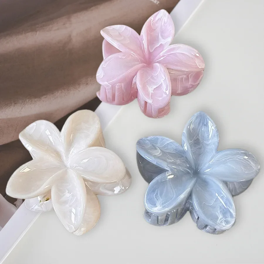 Frangipani свежее и сладкое яйцо с цветком на затылке - Фотография_2