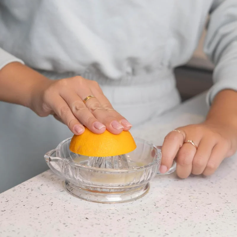 Соковыжималка для цитрусовых с ручкой и носиком - Фотография_2