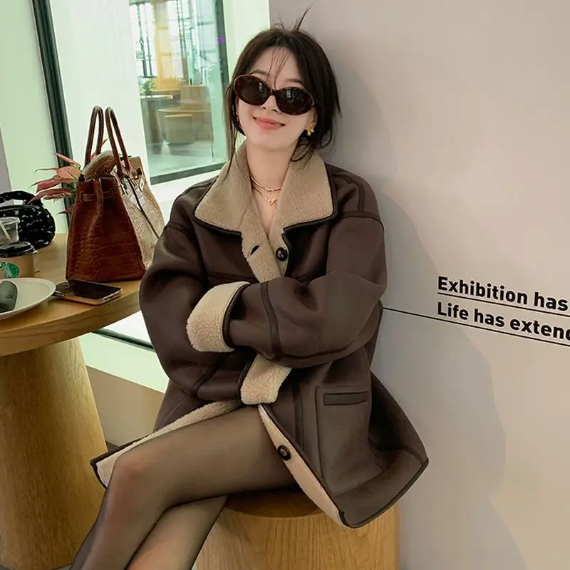 Года, двусторонняя кожаная куртка с шерстяными частицами внутри - Фотография_4