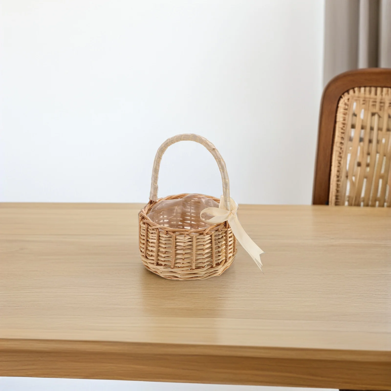 Маленькая плетеная цветочная мини-корзина - Фотография_2