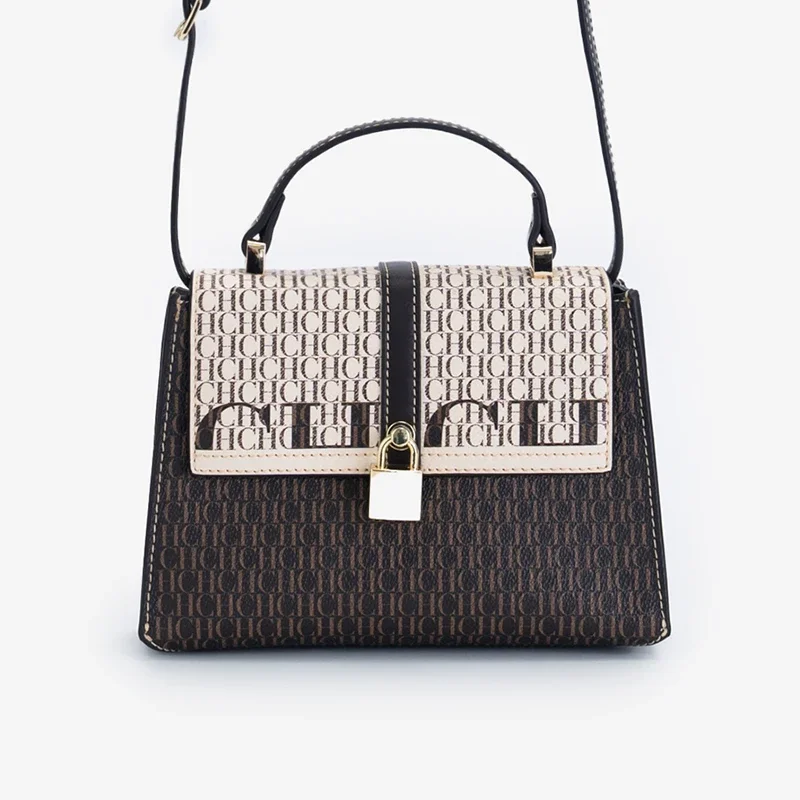 Exquisite and fashionable handbag