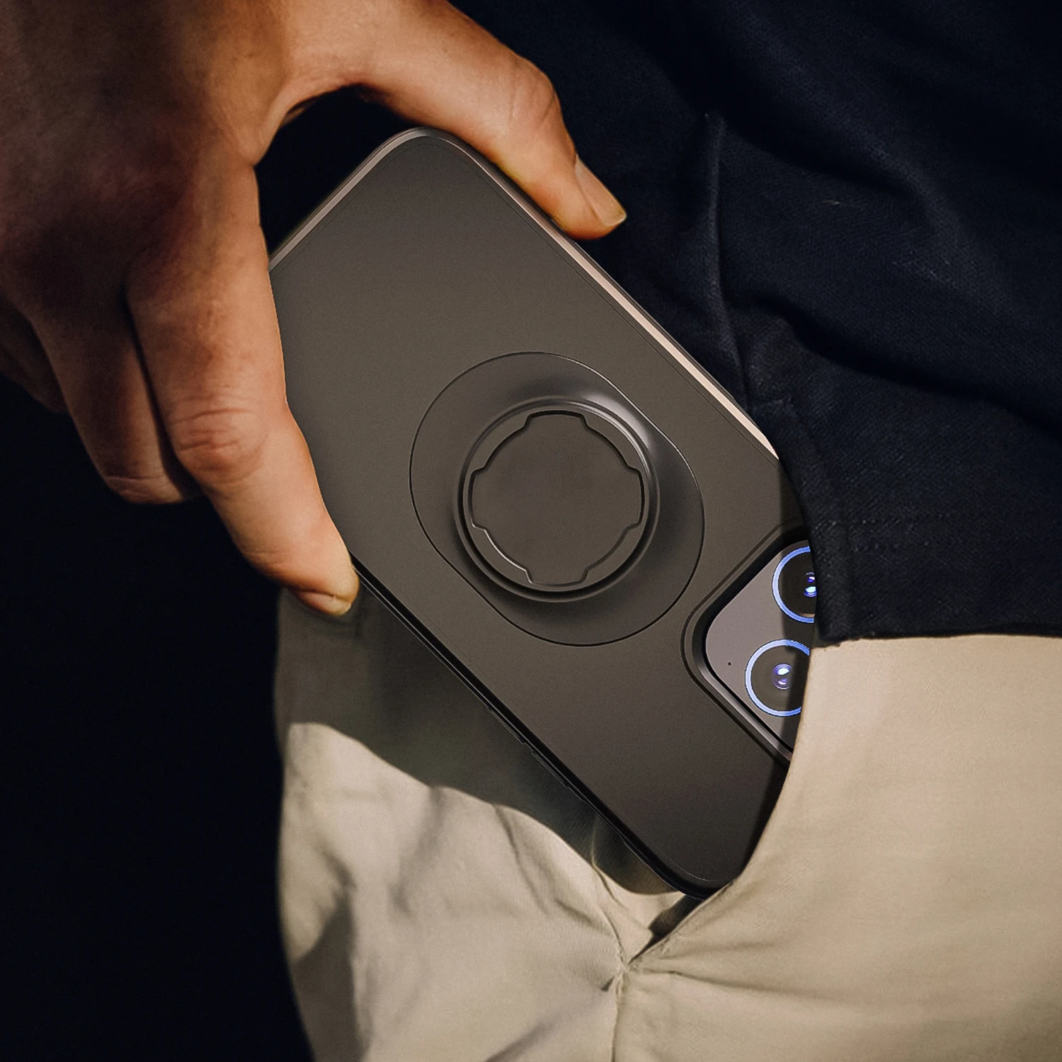 Дизайнерский чехол с замком для