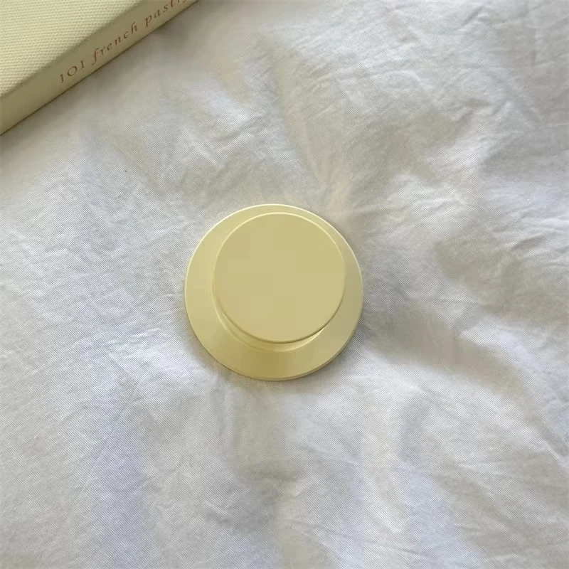 Корейский цветной круглый держатель для magsafe - Фотография_6