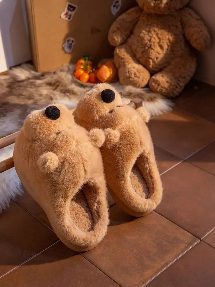 Мужские и женские домашние тапочки