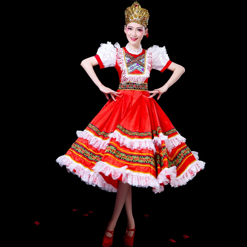 Красный русский народный танцевальный костюм - Фотография_2