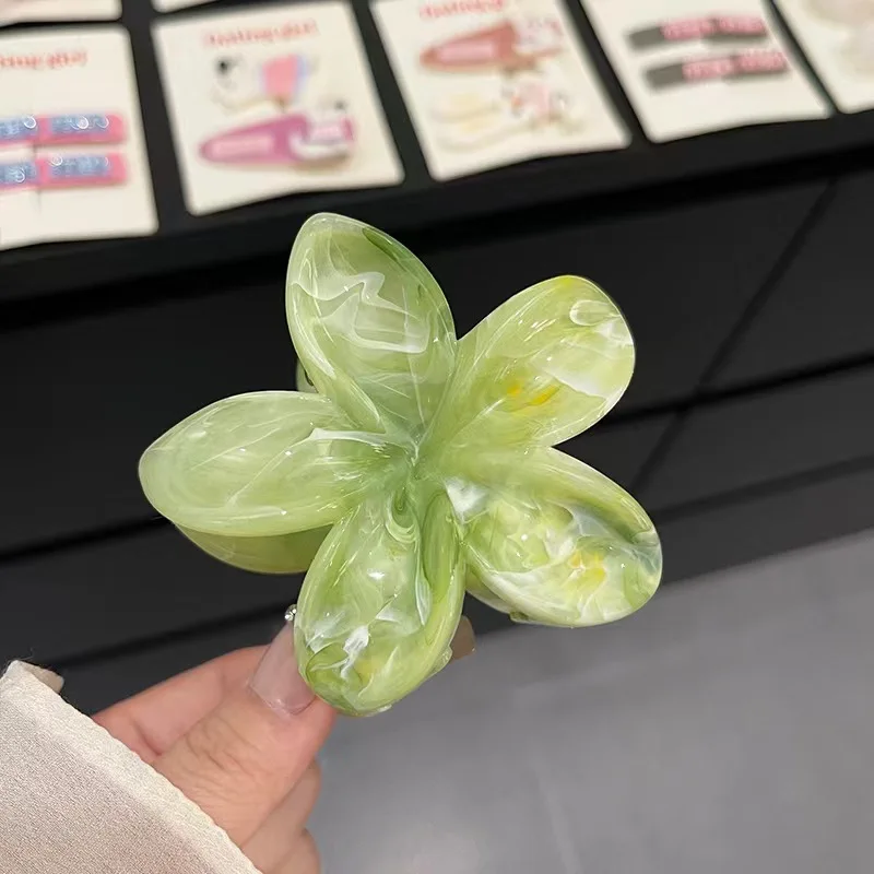 Заколки для волос с цветком и крабами - Фотография_2