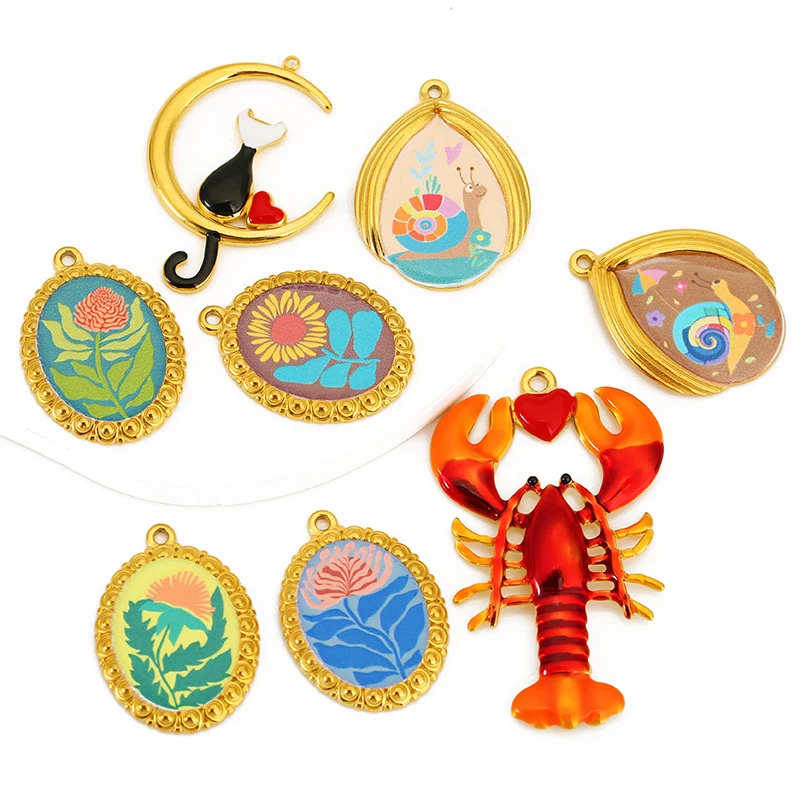 Разноцветные эмалированные подвески